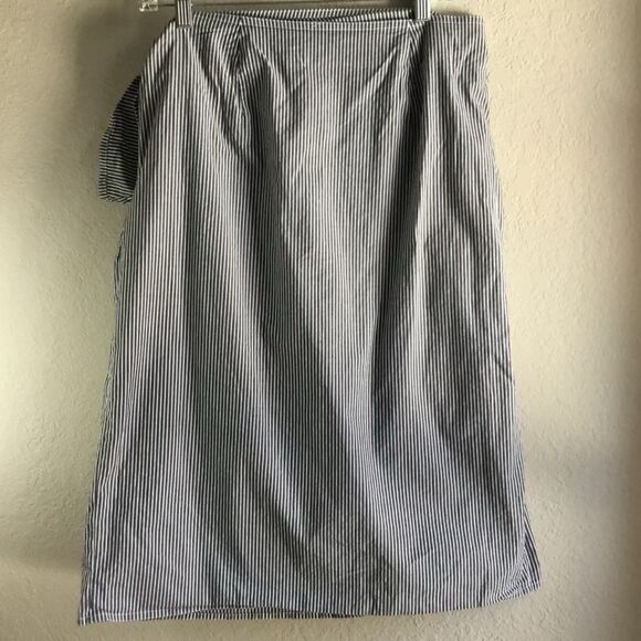 Chaps Coastal Grandma Cruise Nautical Beachy Summer Striped Wrap Skirt Size 12 - Picture 4 of 8